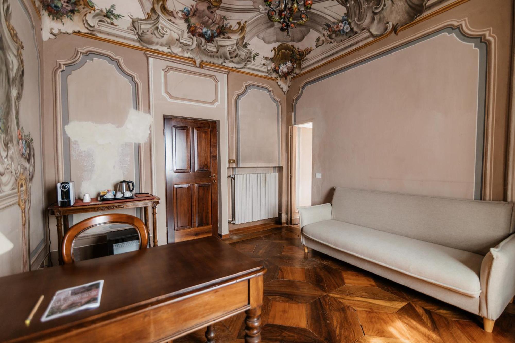 Hotel Casa Regina Montis Regalis Vicoforte Exteriér fotografie