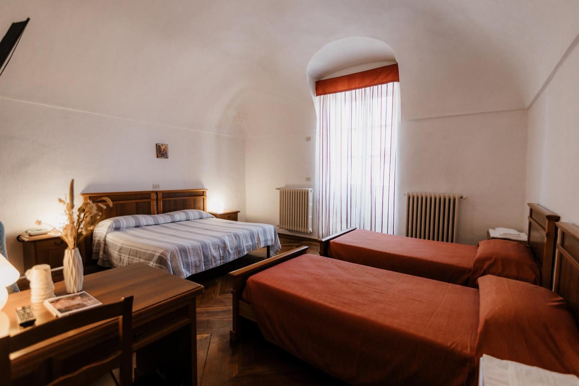 Hotel Casa Regina Montis Regalis Vicoforte Exteriér fotografie